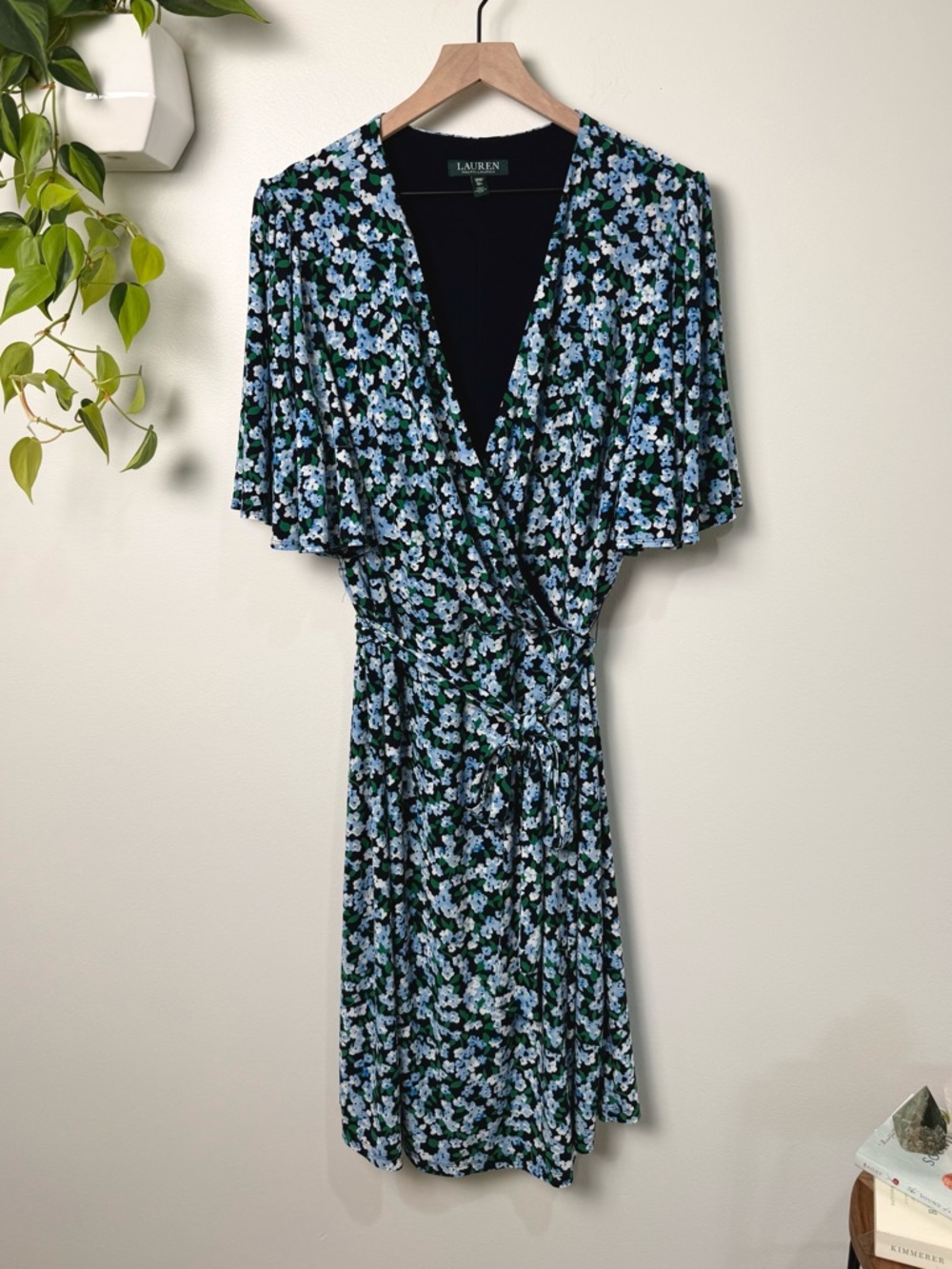 Lauren Ralph Lauren Floral Faux Wrap Dress Flutter Sleeve Tie Waist V-Neck 18W